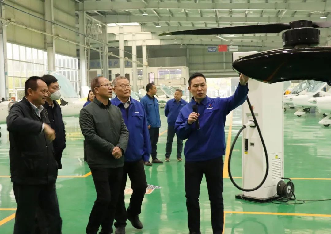 广州市国资委主任陈德俊考察鸿运国际智能航空工业基地