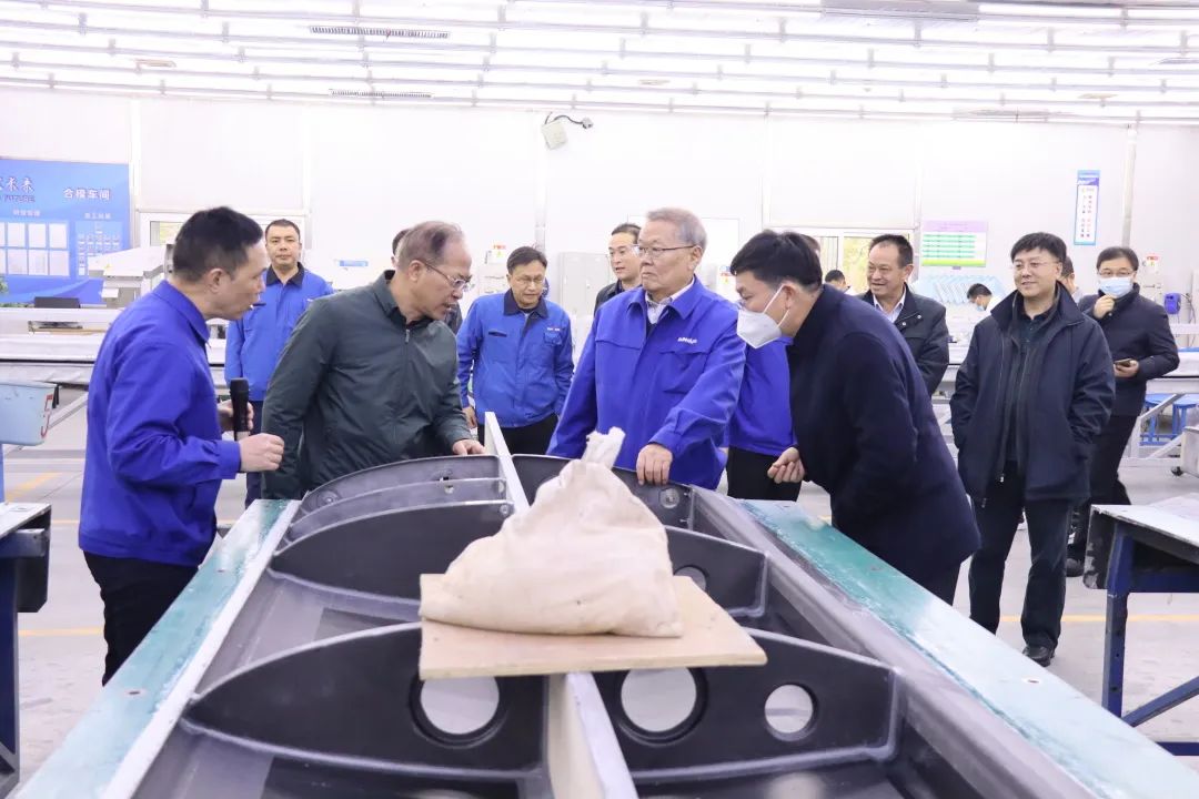 广州市国资委主任陈德俊考察鸿运国际智能航空工业基地