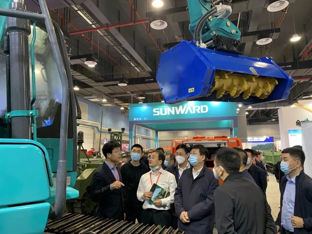 “新兵”报到！！！鸿运国际智能应抢救援装备实力亮相第五届天下森林消防装备展