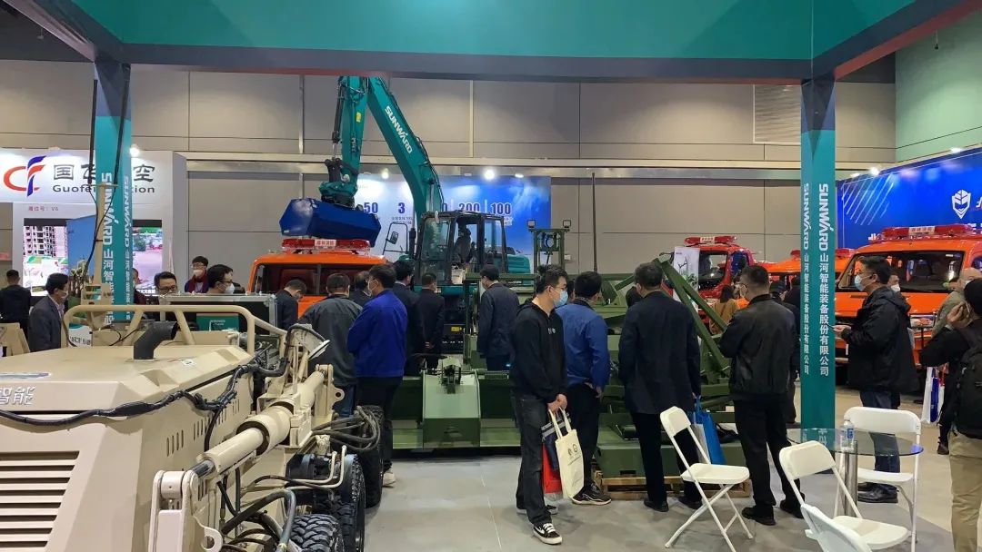 “新兵”报到！！！鸿运国际智能应抢救援装备实力亮相第五届天下森林消防装备展