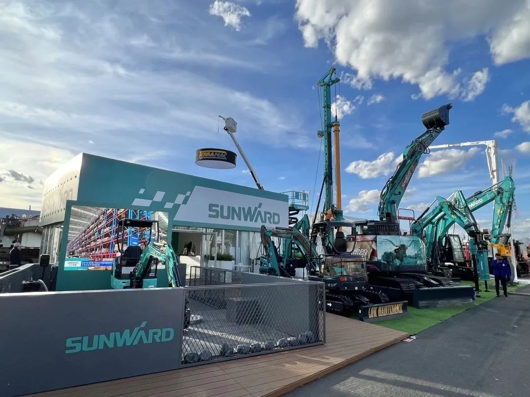 拉展直播 | “狂飙”美国！！！鸿运国际智能向天下展示中国制造硬实力