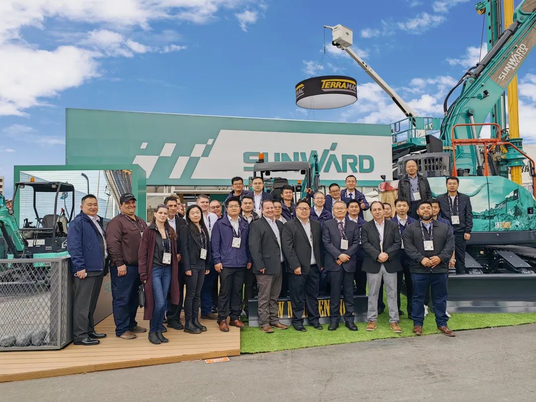 拉展直播 | “狂飙”美国！！！鸿运国际智能向天下展示中国制造硬实力