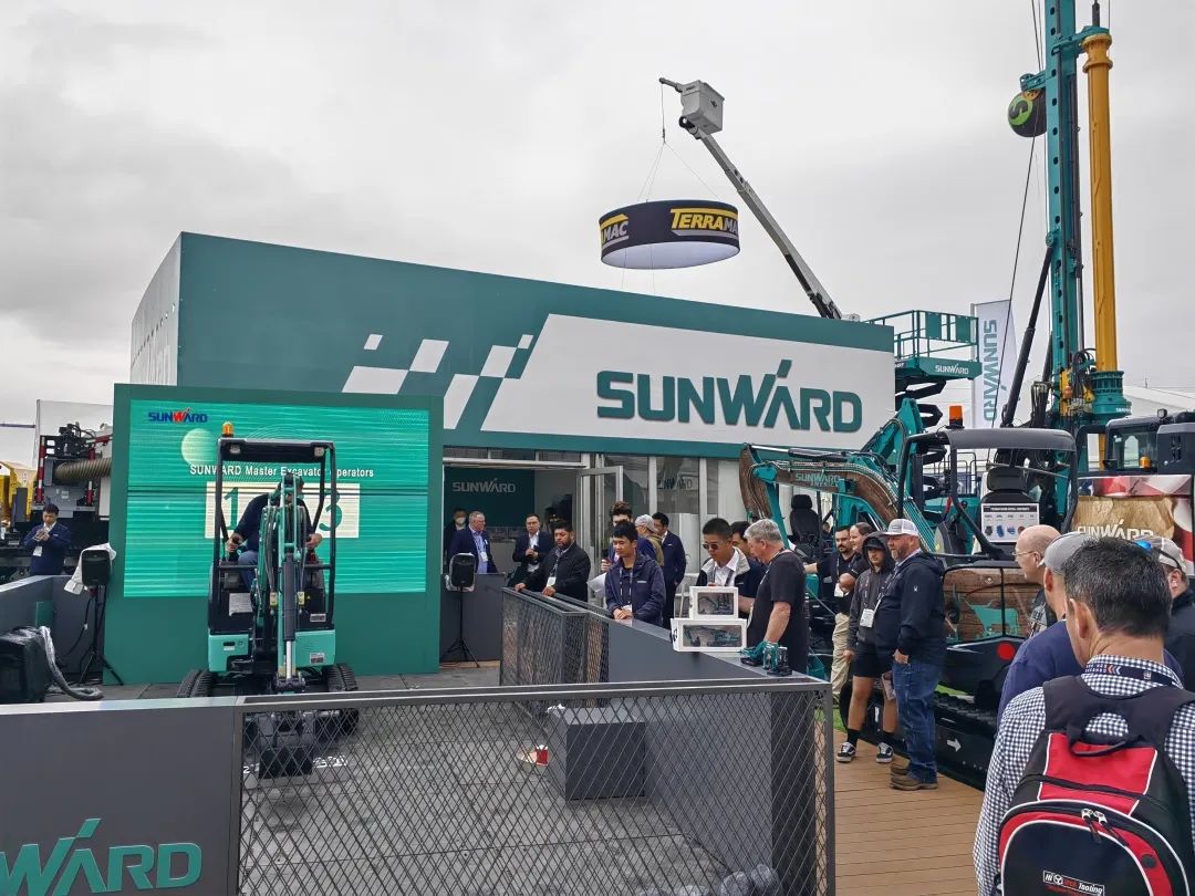 拉展直播 | “狂飙”美国！！！鸿运国际智能向天下展示中国制造硬实力