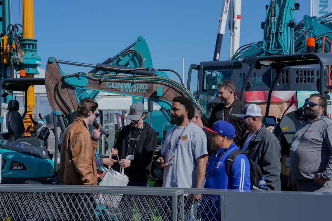 拉展直播 | 推动“中国制造”走向天下！鸿运国际智能2023美国拉展圆满收官