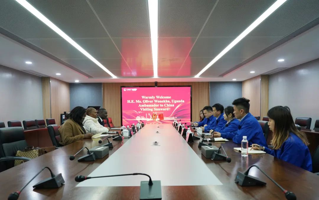 乌干达驻华大使到访鸿运国际智能