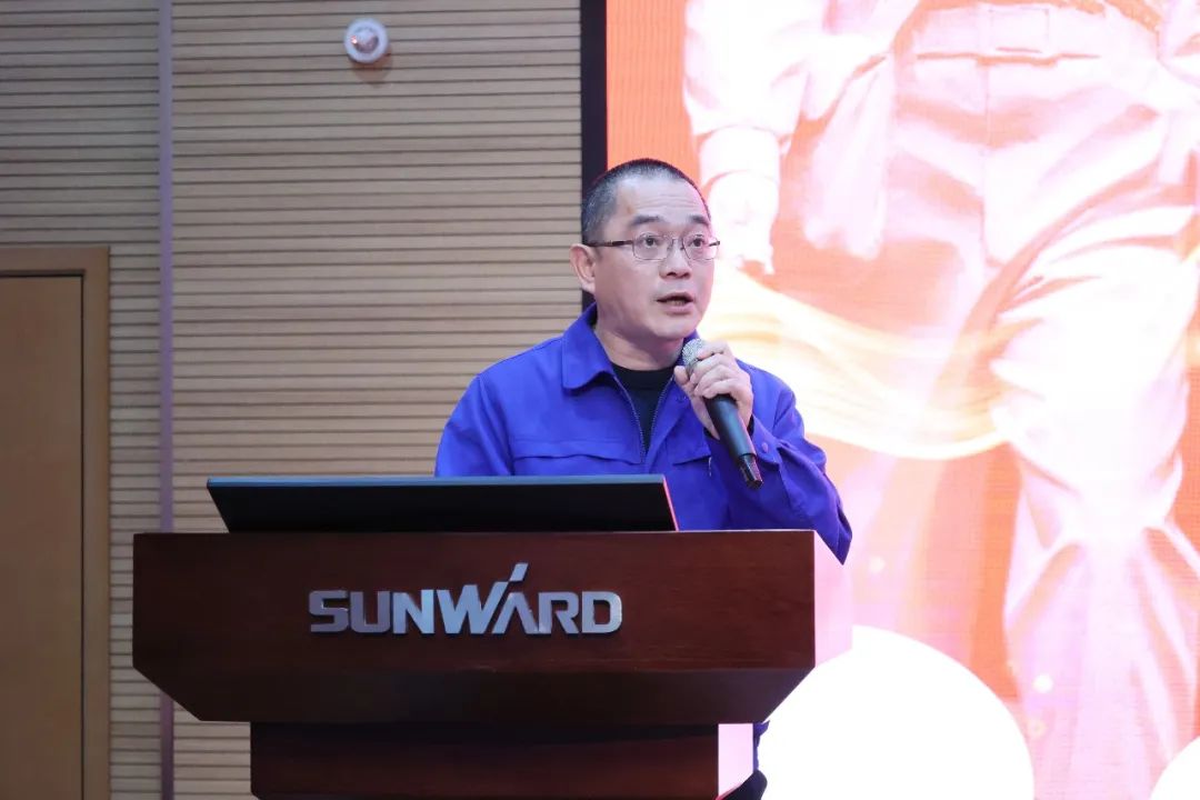 2023年“雷锋传人?长沙模范”巡讲走进鸿运国际智能