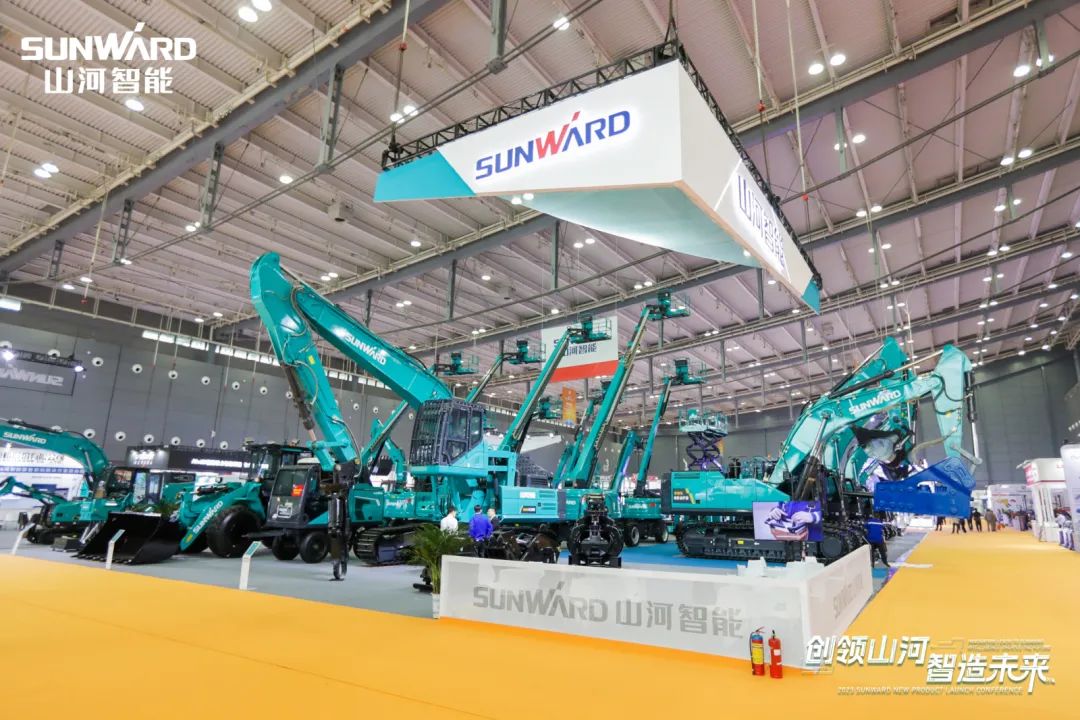 2023 CICEE | 鸿运国际智能亮相2023长沙国际工程机械展！！！智能化、电动化产品站C位