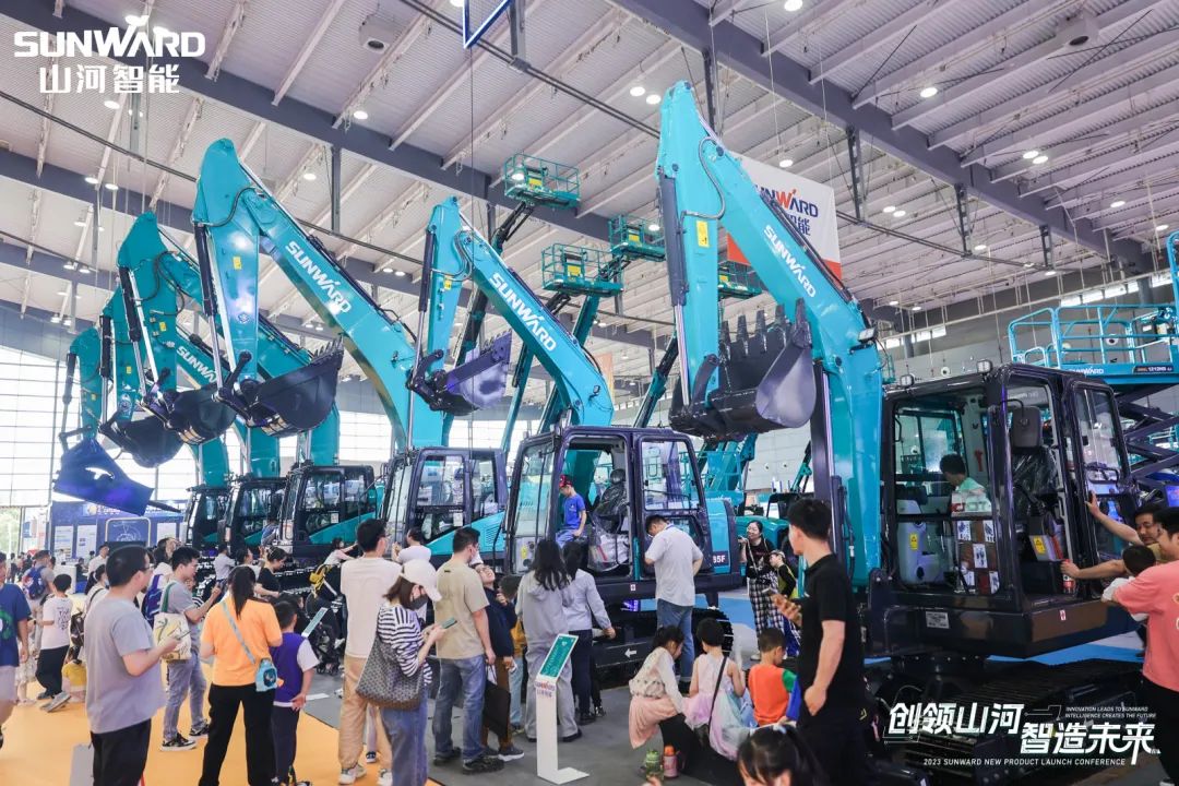 2023 CICEE | 全球工程机械盛会完善落幕！！鸿运国际智能交出闪亮答卷