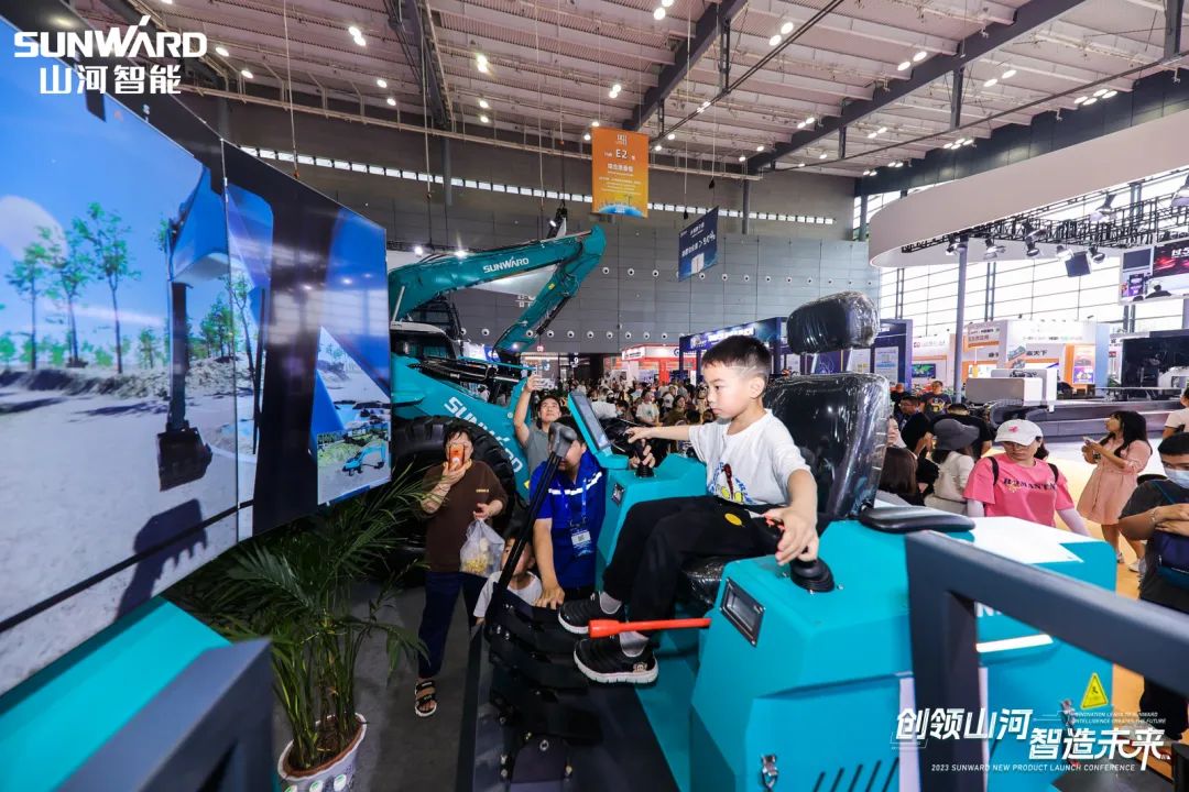 2023 CICEE | 全球工程机械盛会完善落幕！！鸿运国际智能交出闪亮答卷