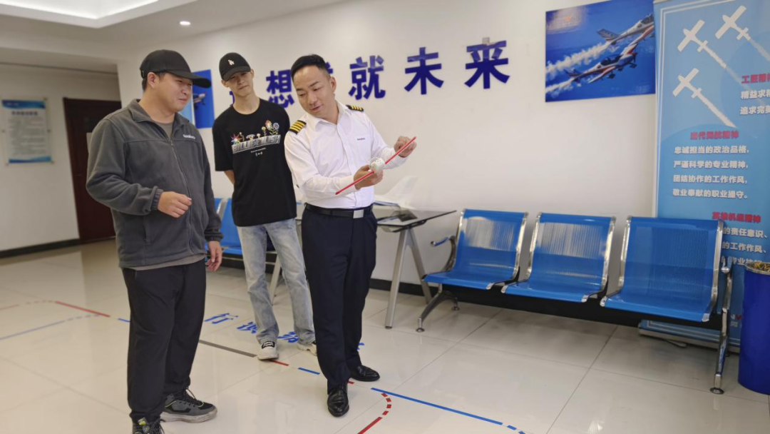 湖南鸿运国际通航获CCAR-141部民用航空器驾驶员学校运行及格证