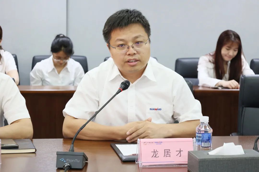 携手开启绿色转型之路！鸿运国际智能&南京盖百氏增程式电动旋挖钻机签约仪式乐成举行