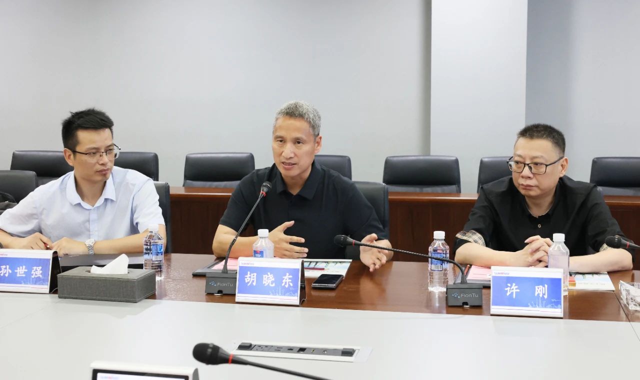 永青科技集团董事长胡晓东带队到访鸿运国际智能