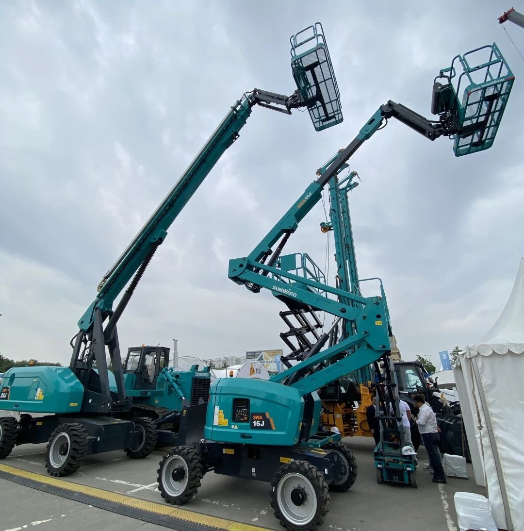 外洋销售同比增添超200%！鸿运国际智能高空机械阔步“出！