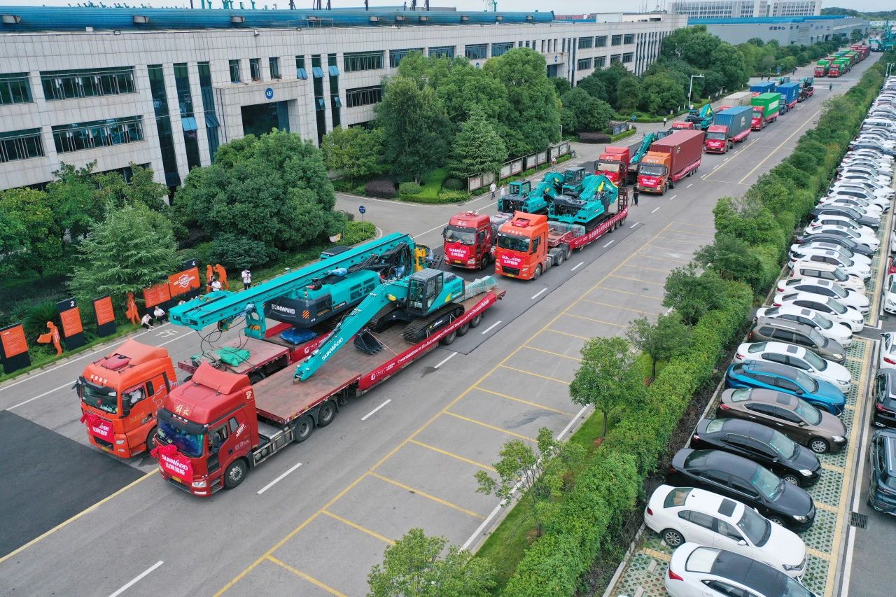 持续进军国际市！！！鸿运国际智能近百台装备集中发货