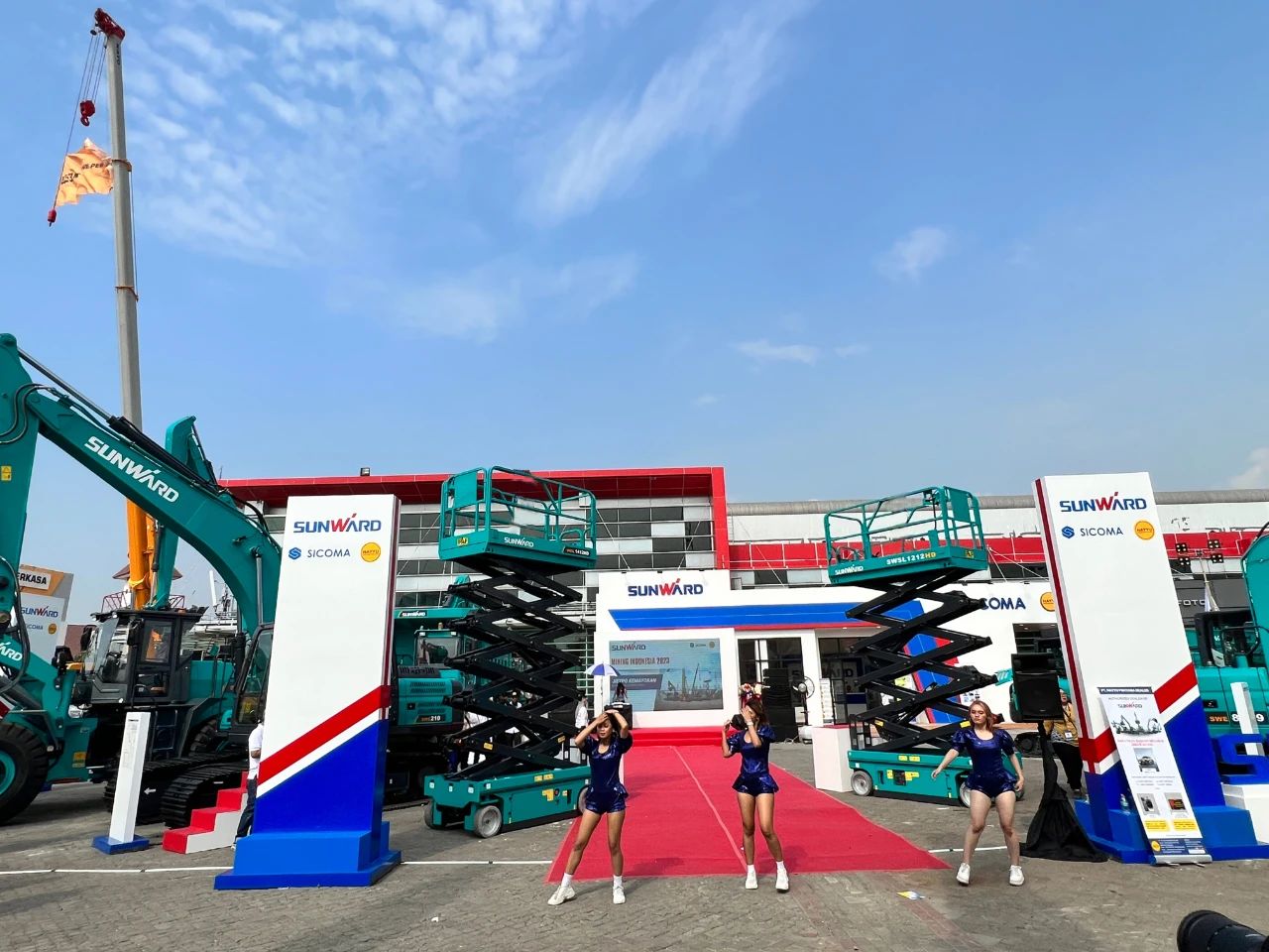 深耕细作，，逆势增添！！！鸿运国际智能艳服亮相印尼雅加达矿业展