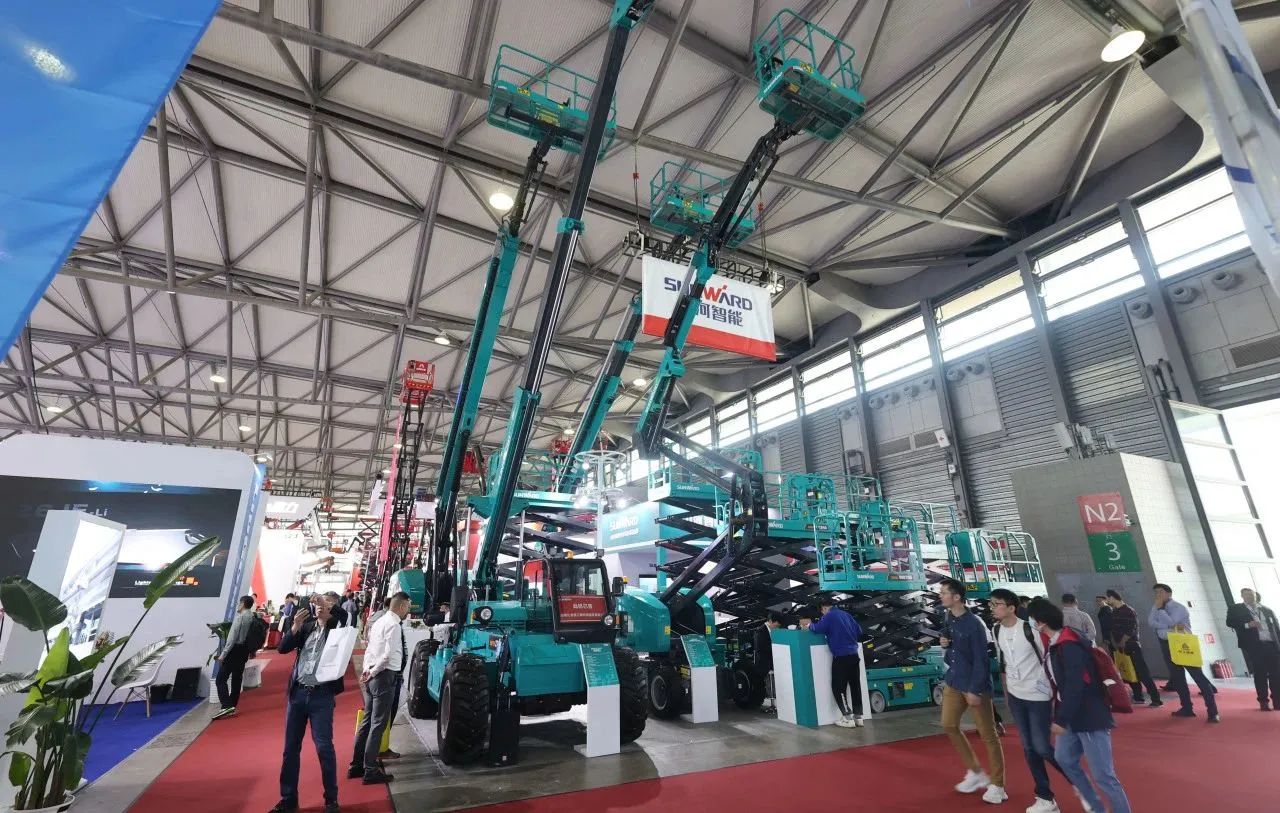 精品出击，，，闪灼魔都！！！鸿运国际智能全系列高空机械亮相2023亚洲国际高空展