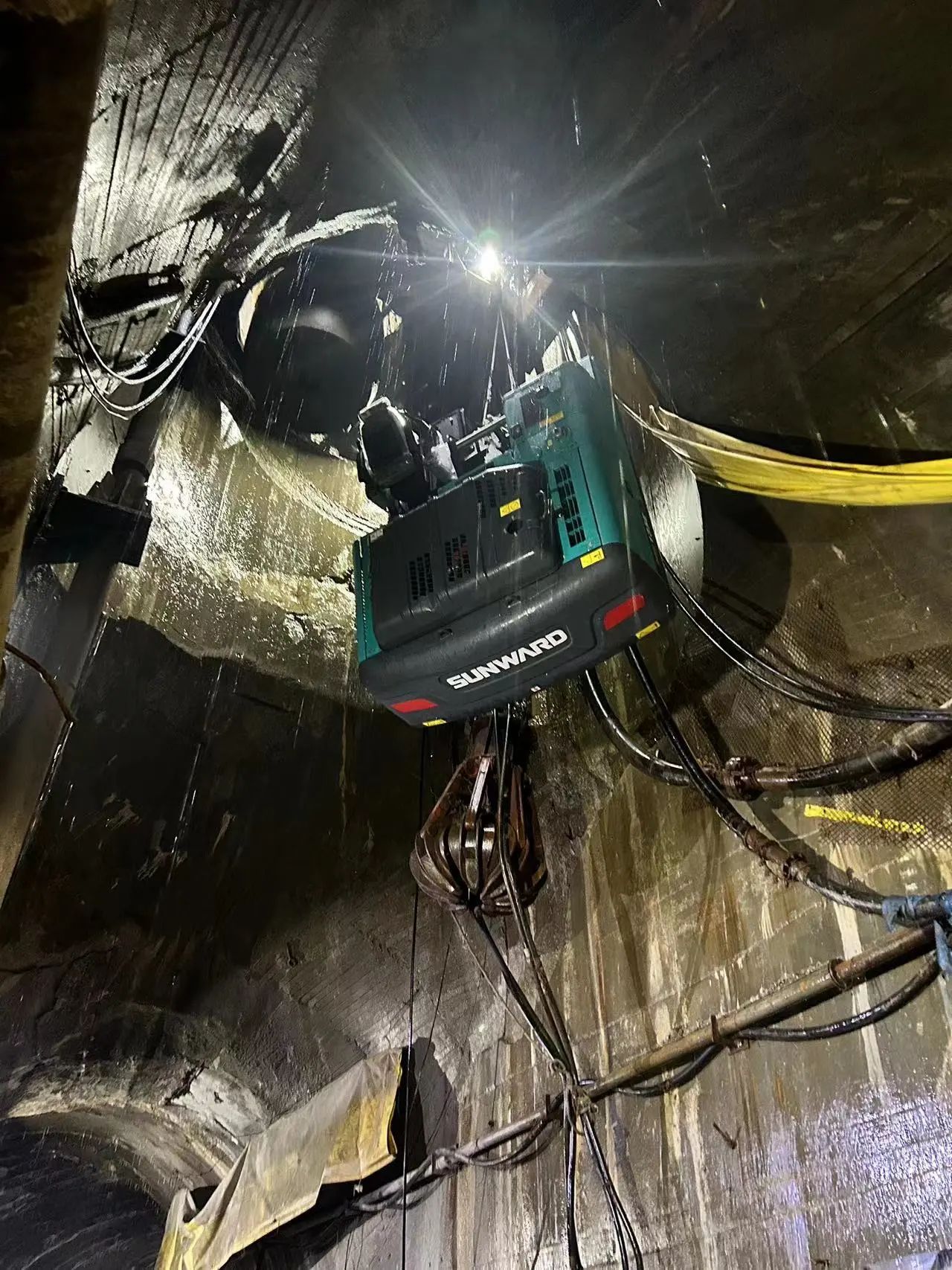 鸿运国际智能售后服务：：全力以赴，，赋予机械生命与活力