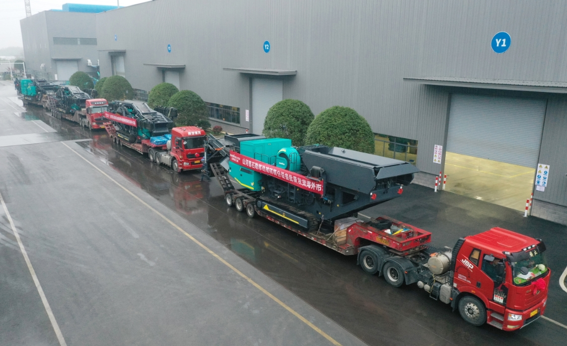 加速出海，，，鸿运国际普石勒破碎筛分装备批量出口东南亚