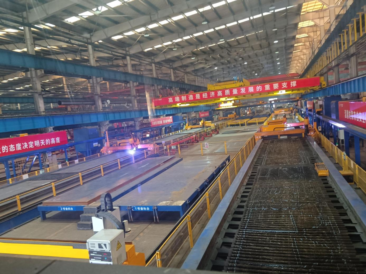 打造数字化转型“样板”！鸿运国际智能乐成入选《湖南省“智赋万企”十大应用场景典范案例》