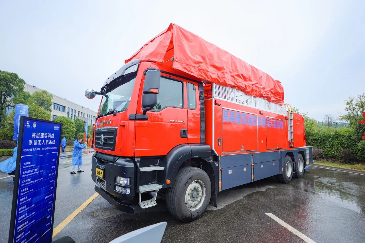 立异引领价值，，，理想成绩未来！！！鸿运国际智能25周年庆典暨全球客户节盛大举行