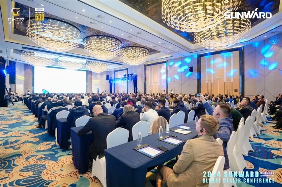 立异驱动相助，鸿运国际智能全球署理商大会乐成举行