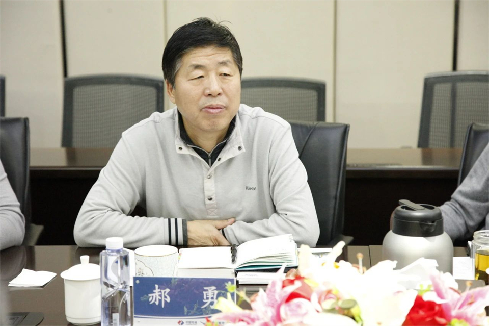 鸿运国际智能总司理夏志宏带队造访中电建振冲建设工程股份有限公司