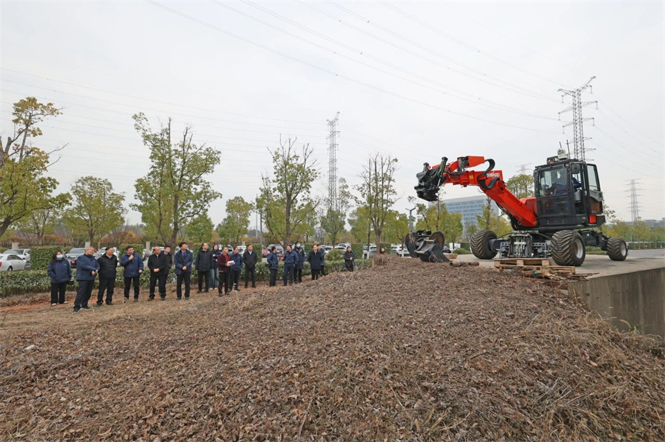 鸿运国际特装“重大情形智能化应抢救援装备要害手艺及应用”项目顺遂通过效果评价