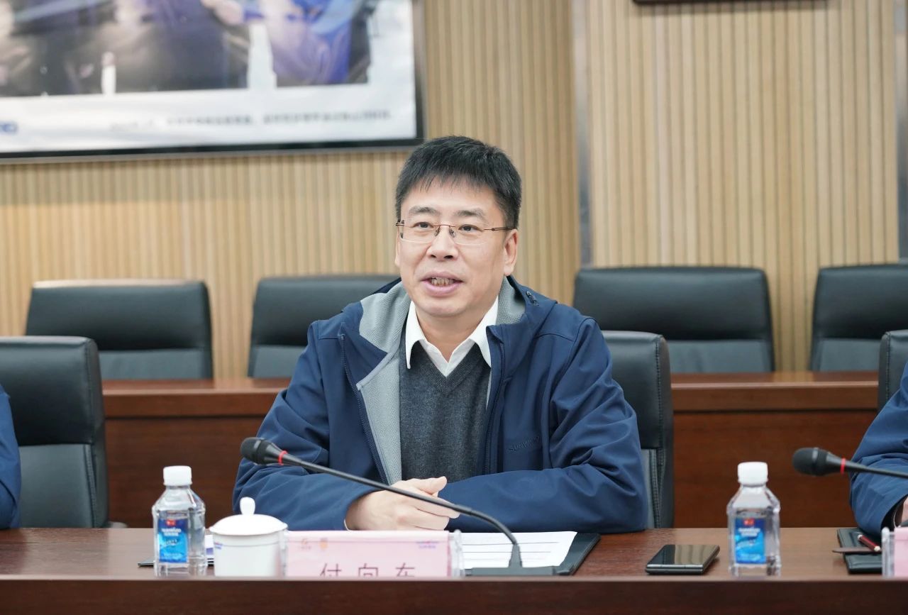 中国出口信用包管公司到访鸿运国际智能