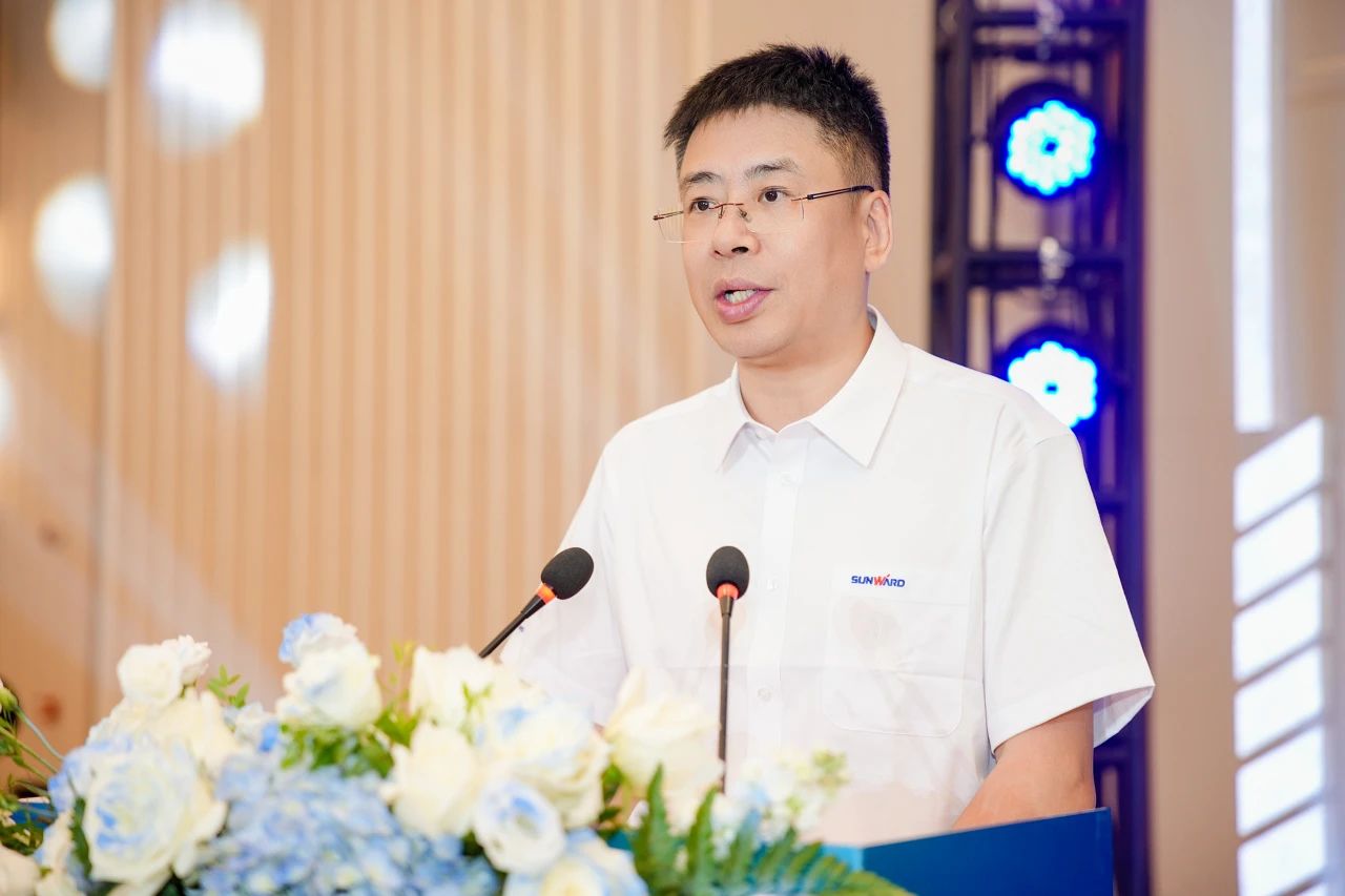 2025 CICEE | 为客户创立价值，鸿运国际智能客户交流会圆满举行