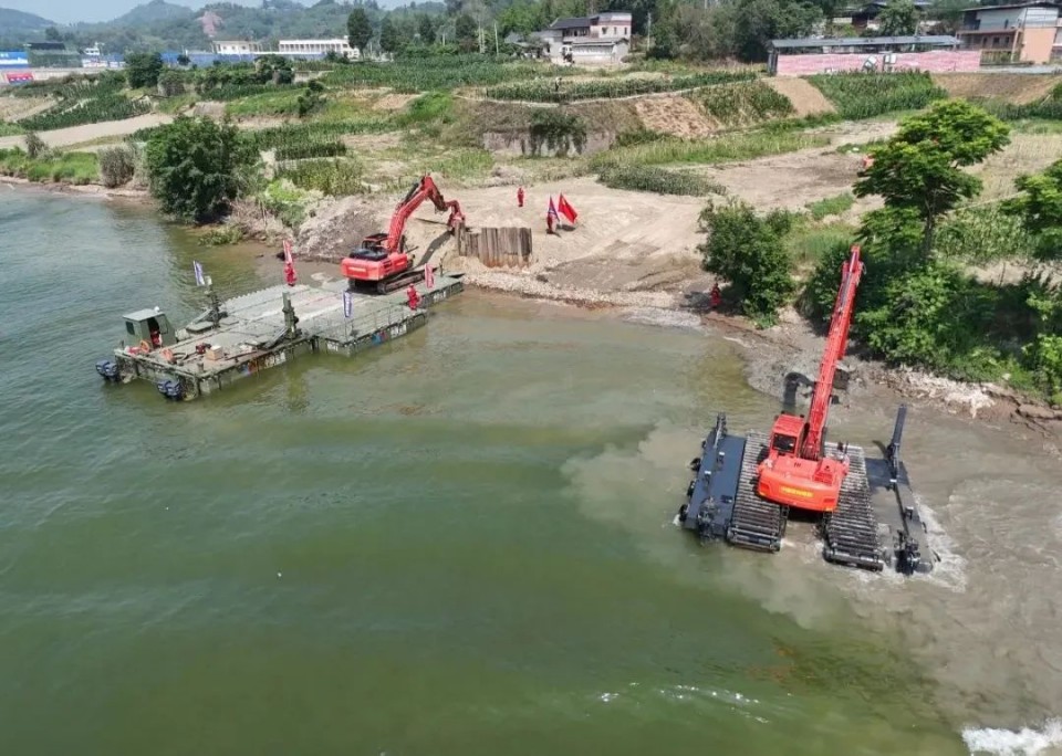 硬核破解“最后一公里”难题，鸿运国际智能应抢救援装备助力“应急使命·2025”演习！