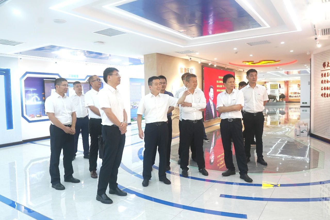 鸿运国际智能董事长付向东率队造访广东水电二局，深化相助同营生长