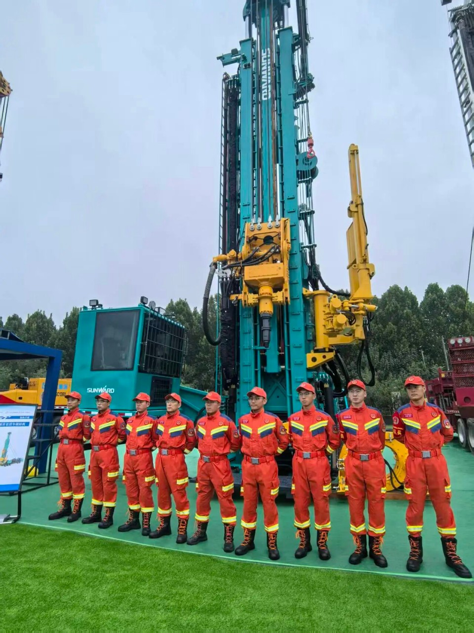 科技赋能救援！！！鸿运国际智能立异装备亮相第十三届天下矿山救援手艺竞赛