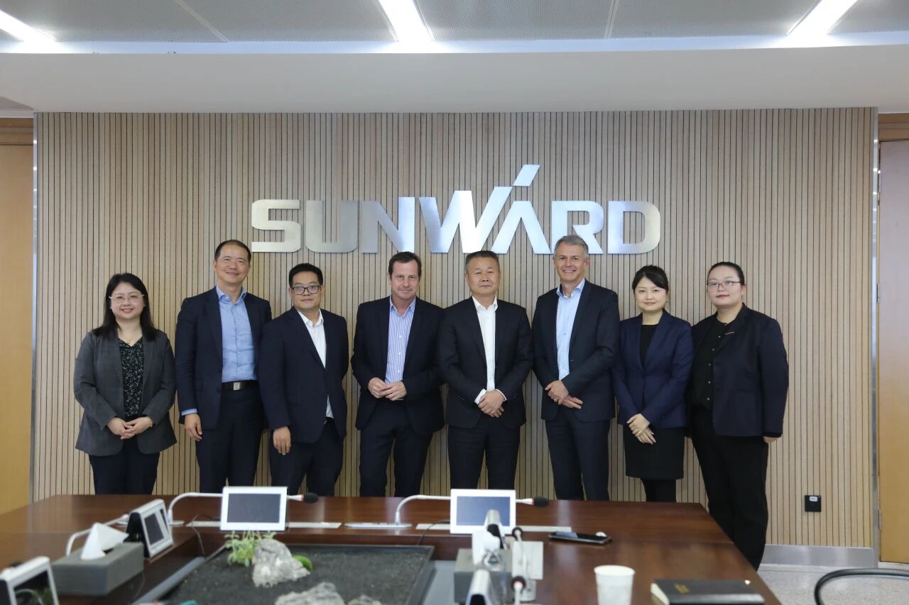 法巴租赁集团到访鸿运国际智能，，，共拓相助新篇章